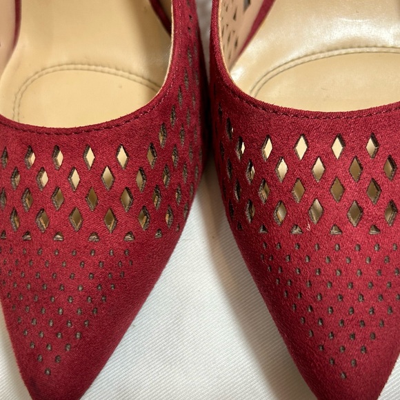 Unisa Red,Velvety,Cut-Out,Size 8M Stiletto Heel - Picture 3 of 11
